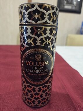 Voluspa Crisp Champagne Body Mist — Black & Gold Decorative Bottle